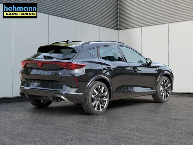 Cupra / Formentor / Schwarz / / / 4x4 AHK+NAVI+KAMERA+eHK+KESSY+ACC+19 ALU+LED+FULL LINK, Beispielbilder, ggf. teilweise mit Sonderausstattung