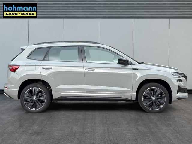 Skoda / Karoq / Grau / / / 1.5 TSI-DSG Sportline NAVI+360&deg;Kamera+ACC+KESSY+18'LM
