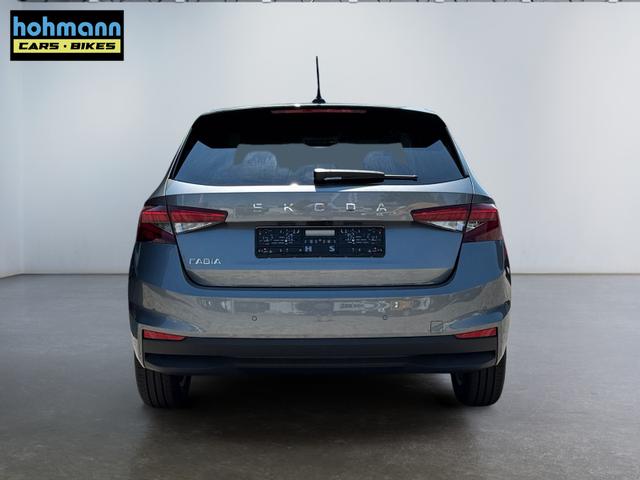 Skoda Fabia Extra Plus 1,0 TSI Klima SmartLink Einparkhilfe 5J Garantie LED Alu Felgen Kamera Sitzheizung Bluetooth 