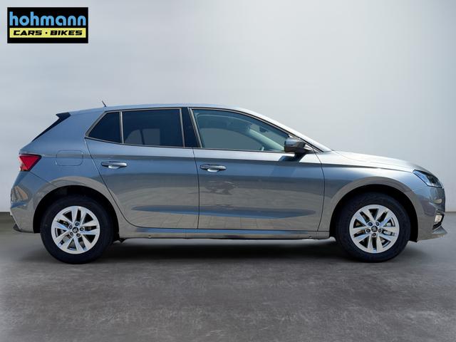 Skoda Fabia Extra Plus 1,0 TSI Klima SmartLink Einparkhilfe 5J Garantie LED Alu Felgen Kamera Sitzheizung Bluetooth 