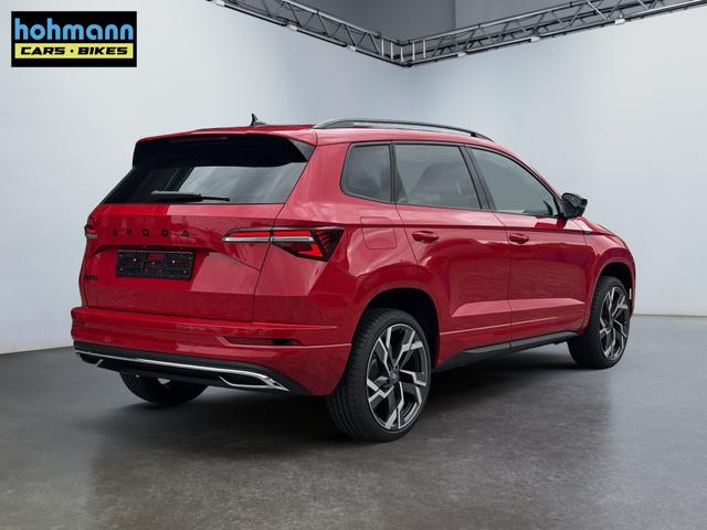 Neue Skoda Karoq Sportline top Austastung 