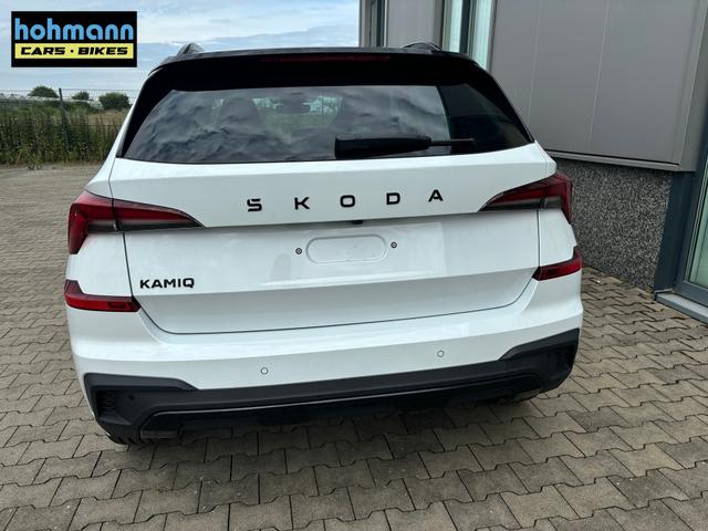 Skoda Kamiq Selection *ANGEBOT FÜR MENSCHEN MIT BEHINDERUNG AB 50%! 1.0 TSI 95PS, Klimaanlage, Sitzheizung, Parksensoren hinten, LED-Scheinwerfer, Tempomat, Infotainment 8", Virtual Cockpit Nebelscheinwerfer, Dachreling 