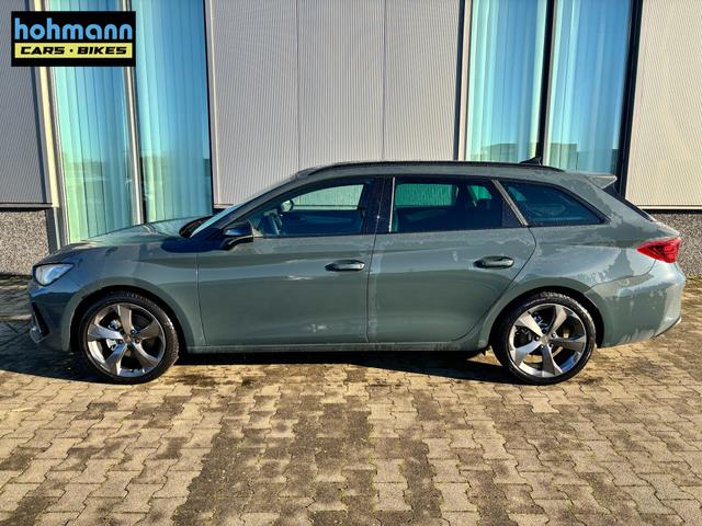 Cupra Leon Sportstourer Basis 1.5 TSI 150PS, 5J Garantie, Fjord-Blau, ANH&Auml;NGERKUPPLUNG, EDGE-PAKET (KEYLESS, ALARM, R&Uuml;CKFAHRKAMERA), SCHALENSITZE / FAHRERSITZ ELEKTRISCH, SITZHEIZUNG, 18" ALU, ELEKTR. HECKKLAPPE, 3Z-Climatronic, ACC, Full Link, Parksensoren v/h, Privacy-Glas 