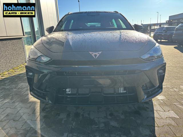 Cupra Leon Sportstourer Basis 1.5 TSI 150PS, 5J Garantie, SCHWARZ-METALLIC, ANH&Auml;NGERKUPPLUNG, EDGE-PAKET (KEYLESS, ALARM, R&Uuml;CKFAHRKAMERA), SCHALENSITZE / FAHRERSITZ ELEKTRISCH, SITZHEIZUNG, 18" ALU, ELEKTR. HECKKLAPPE, 3Z-Climatronic, ACC, Full Link, Parksensoren v/h, Privacy-Glas 