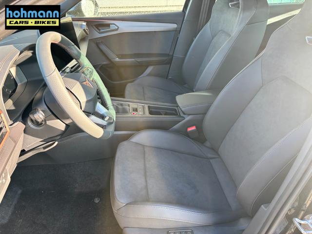 Cupra Leon Basis 1.5 TSI 150PS, 5J Garantie, Fjord-Blau, EDGE-PAKET (KEYLESS, ALARM, R&Uuml;CKFAHRKAMERA), SCHALENSITZE / FAHRERSITZ ELEKTRISCH, SITZHEIZUNG, 18" ALU, LED-Scheinwerfer, 3Z-Climatronic, ACC/Tempomat, Digitales Cockpit, Full Link, Parksensoren v/h, Privacy-Glas 