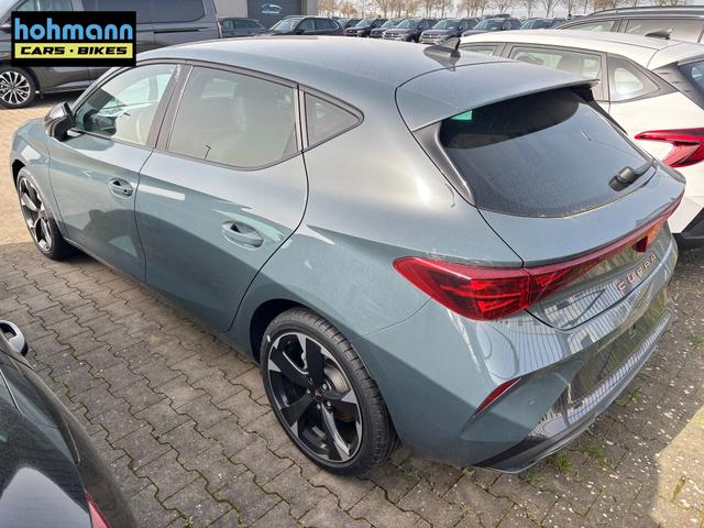 Cupra Leon Basis 1.5 TSI 150PS, 5J Garantie, Fjord-Blau, EDGE-PAKET (KEYLESS, ALARM, R&Uuml;CKFAHRKAMERA), SCHALENSITZE / FAHRERSITZ ELEKTRISCH, SITZHEIZUNG, 18" ALU, LED-Scheinwerfer, 3Z-Climatronic, ACC/Tempomat, Digitales Cockpit, Full Link, Parksensoren v/h, Privacy-Glas 