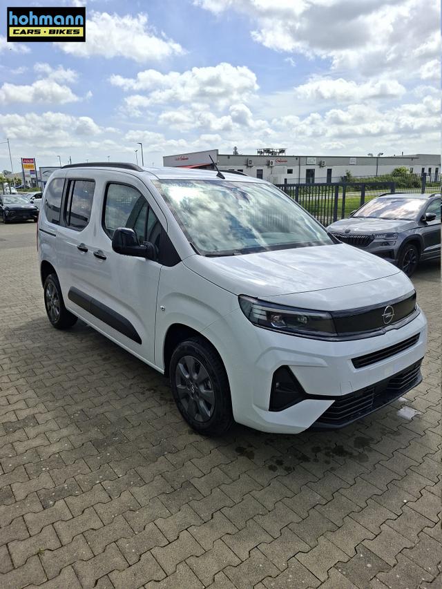 Opel Combo N1 Edition 1.5 Diesel 130PS AUTOMATIK, 5-Sitzer, Kaolin-Wei&szlig;, NAVI, Parksensoren hinten, R&uuml;ckfahrkamera, KEYLESS, 2-Zonen-Klimaautomatik, Schiebet&uuml;re links/rechts, 16" Alu, Abgedunkelte Scheiben Tempomat, IntelliLux Matrix-Licht 