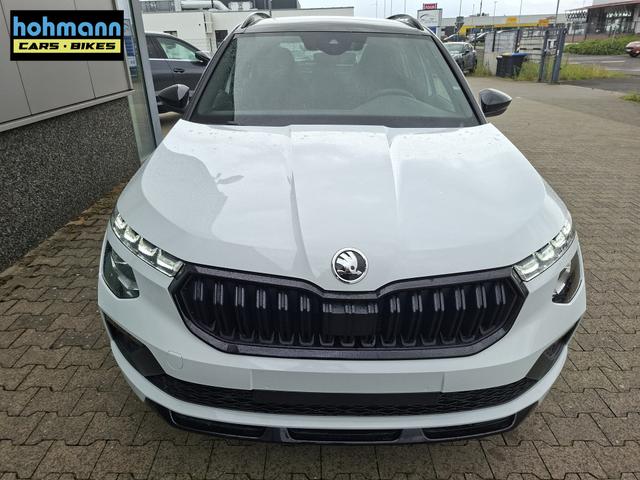 Skoda Kamiq Monte Carlo 1.5 TSI 150PS DSG, 5J GARANTIE, WEISS-MET/Dach schwarz, 18" ALU, AHK SCHWENKBAR, Panoramadach, Matrix-LED, Parksensoren v/h, Kamera, Tempomat, Virtual Cockpit (8"!!), Kessy, Winter-Paket, Climatronic, Radio 8", SmartLink, NSW, Sport-M-Lederlenkrad beheizt 