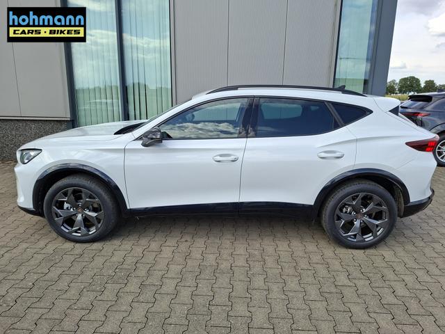 Cupra Formentor Basis 1.5 eTSI 150PS DSG (AUTOMATIK), ANH&Auml;NGERKUPPLUNG, KESSY, ALARM, R&Uuml;CKFAHRKAMERA, ELEKTR. HECKKLAPPE, 18" Alu, Sitzheizung, M-Lederlenkrad beheizt, 3-Zonen-Climatronic, Parksensoren vorne/hinten, ACC-Tempomat, Digitales Cockpit 10", Radio 12,9"+Full-Link 