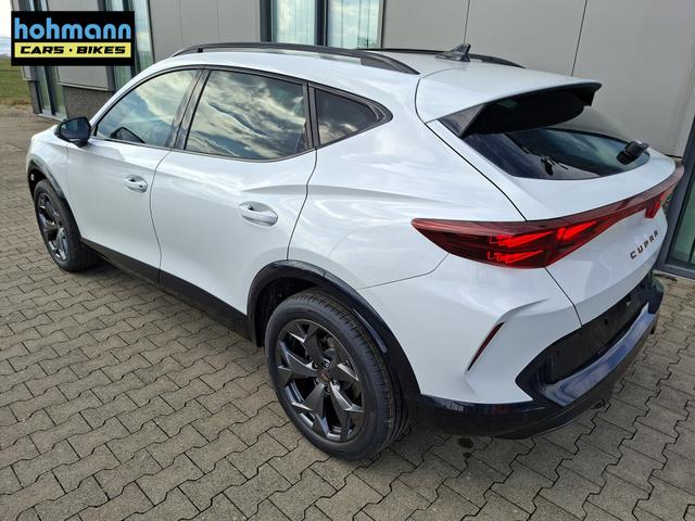 Cupra Formentor Basis 1.5 eTSI 150PS DSG (AUTOMATIK), ANH&Auml;NGERKUPPLUNG, KESSY, ALARM, R&Uuml;CKFAHRKAMERA, ELEKTR. HECKKLAPPE, 18" Alu, Sitzheizung, M-Lederlenkrad beheizt, 3-Zonen-Climatronic, Parksensoren vorne/hinten, ACC-Tempomat, Digitales Cockpit 10", Radio 12,9"+Full-Link 