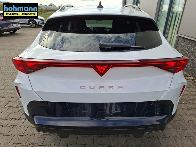 Cupra Formentor Basis 1.5 eTSI 150PS DSG (AUTOMATIK), ANH&Auml;NGERKUPPLUNG, KESSY, ALARM, R&Uuml;CKFAHRKAMERA, ELEKTR. HECKKLAPPE, 18" Alu, Sitzheizung, M-Lederlenkrad beheizt, 3-Zonen-Climatronic, Parksensoren vorne/hinten, ACC-Tempomat, Digitales Cockpit 10", Radio 12,9"+Full-Link 