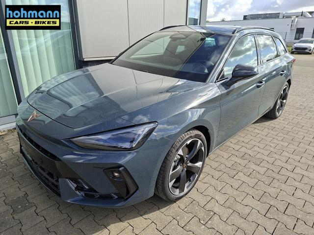 Cupra Leon Sportstourer Basis 1.5 eTSI 150PS DSG (AUTOMATIK), Fjord-Blau, ANH&Auml;NGERKUPPLUNG, ELEKTR. HECKKLAPPE, KESSY, ALARM, R&Uuml;CKFAHRKAMERA, 18" Alu, Sitzheizung, M-Lederlenkrad beheizt, Parksensoren vorne und hinten, Adaptiver Tempomat, 3-Zonen-Climatronic, Radio 12,9" + Full Link 