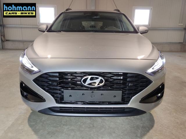 Hyundai / i30 Kombi / Silber / / / , Beispielbilder, ggf. teilweise mit Sonderausstattung