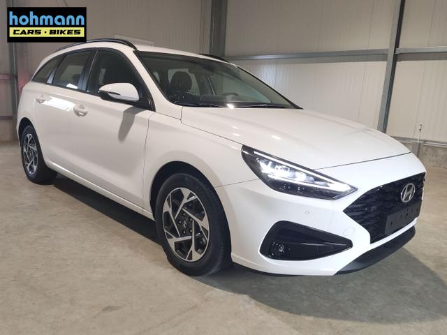 Hyundai / i30 Kombi / Wei&szlig; / / / , Beispielbilder, ggf. teilweise mit Sonderausstattung