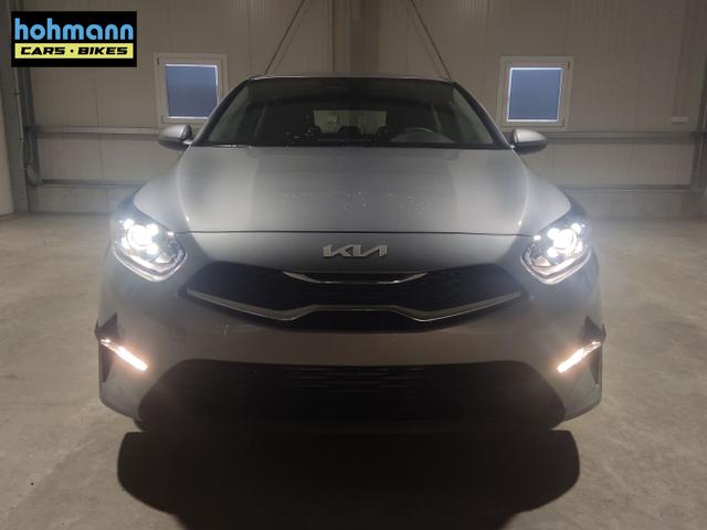 Kia / Ceed Sportswagon / Grau / / / , Beispielbilder, ggf. teilweise mit Sonderausstattung