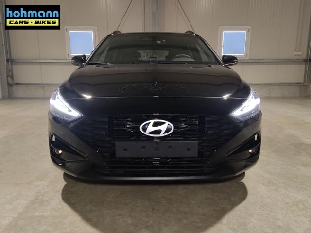 Hyundai / i30 Kombi / Schwarz / / / , Beispielbilder, ggf. teilweise mit Sonderausstattung