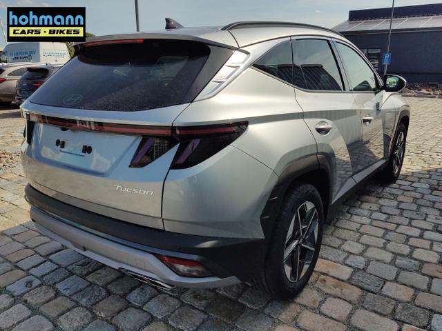 Hyundai / TUCSON / Silber / / / , Beispielbilder, ggf. teilweise mit Sonderausstattung