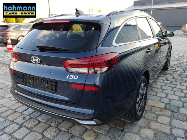 Hyundai / i30 Kombi / Blau / / / , Beispielbilder, ggf. teilweise mit Sonderausstattung