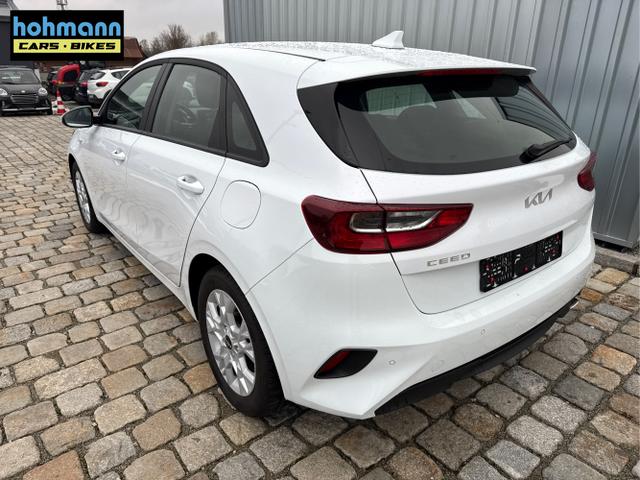 Kia / Ceed / Wei&szlig; / / / 