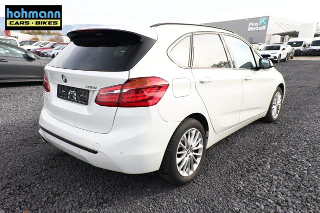 BMW 2er Active Tourer Sport Line 218i Steptronic Nav AHK 