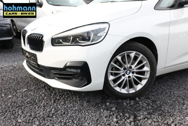 BMW 2er Active Tourer Sport Line 218i Steptronic Nav AHK 