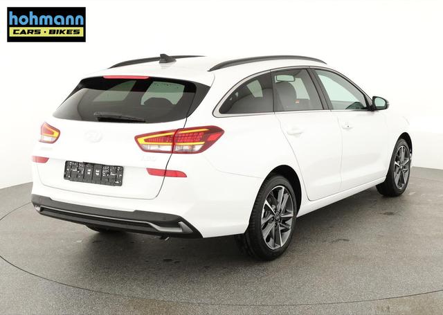 Hyundai i30 Kombi 1.0 T-GDI DCT Family, Navi, ACC, Side, Winter, 17-Zoll, Klimaautomatik 