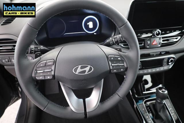 Hyundai i30 Kombi 1.0 T-GDI DCT Family, Navi, ACC, Side, Winter, 17-Zoll, Klimaautomatik 