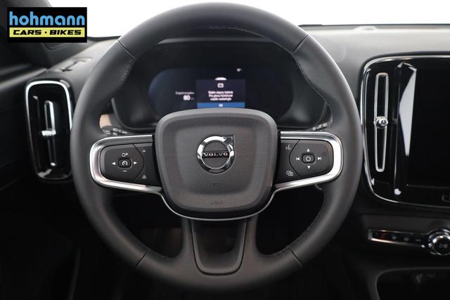 Volvo XC40 Core 2WD B3 Mild-Hybrid Core, Navi, LED, Winter, Kamera, el. Klappe 