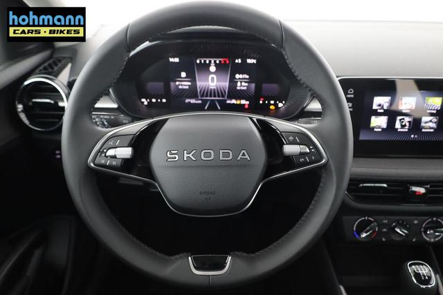 Skoda Fabia Selection 1.0 TSI Selection, Park, Winterpaket, SmartLink, 4-J Garantie 