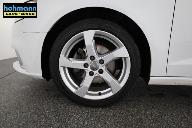 Audi A3 Sportback 30 TFSI sport TFSI, Navi, Sitzheizung, 17-Zoll 