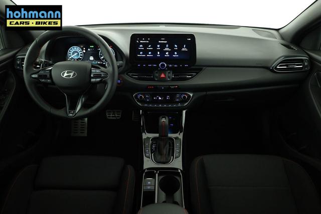 Hyundai i30 N Line 1.5 T-GDI DCT Fastback N-LINE, Navi, 18-Zoll, Kamera, LED, Winter 