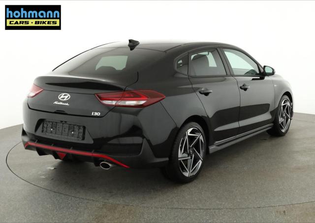 Hyundai i30 N Line 1.5 T-GDI DCT Fastback N-LINE, Navi, 18-Zoll, Kamera, LED, Winter 
