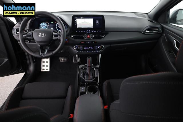Hyundai i30 N Line 1.5 T-GDI DCT Fastback N-LINE, Navi, 18-Zoll, Kamera, LED, Winter 