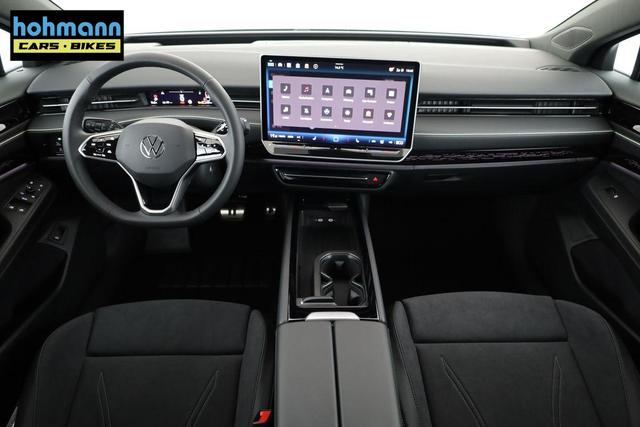 Volkswagen ID.7 Pro 210 kW Black, AHK, HuD, IQ.Light, IQ.Drive, AreaView, Side, Winter, 20-Zoll 