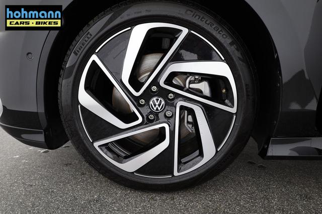 Volkswagen ID.7 Pro 210 kW Black, AHK, HuD, IQ.Light, IQ.Drive, AreaView, Side, Winter, 20-Zoll 
