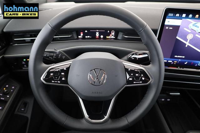 Volkswagen ID.7 Pro 210 kW Tourer Black, HuD, IQ.Light, IQ.Drive, AreaView, Side, Winter, 20-Zoll 