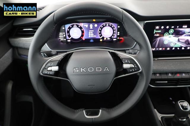 Skoda Octavia Combi 1.5 TSI 110 kW Selection Selection, AHK, LED, Side, ACC, Kamera, 17-Zoll 