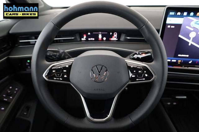Volkswagen ID.7 Pro 210 kW Tourer Black, AHK, HuD, IQ.Light, IQ.Drive, AreaView, Side, Winter, 19-Zoll 
