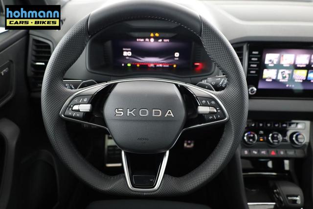 Skoda Karoq Sportline 1.5 TSI DSG Sportline, Pano, AHK, Navi, CANTON, Matrix, AreaView, Side, el. Klappe, FS-beheizbar, 5 J.-Garantie 