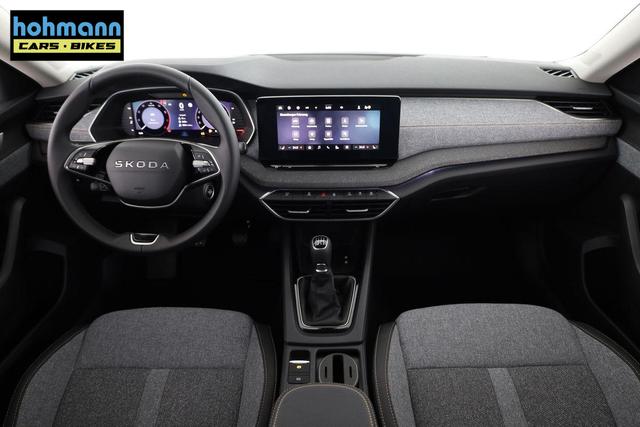 Skoda Octavia Combi 1.5 TSI 110 kW Selection Selection, AHK, LED, Side, ACC, Kamera, 17-Zoll 