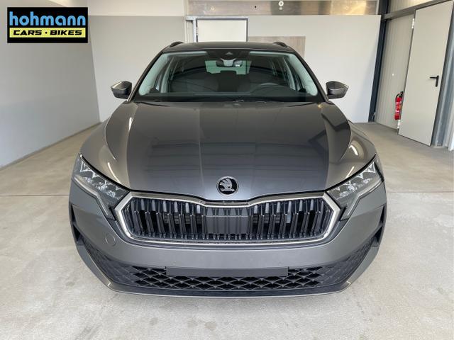 Skoda / Octavia Combi / Grau / / / DSG AHK+Sitzheizung+App Connect