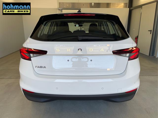 Skoda / Fabia / Wei&szlig; / / / 115PS App Connect