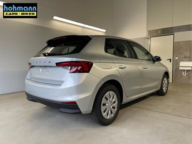 Skoda / Fabia / Silber / / / 95PS Sitzheizung+App-Connect