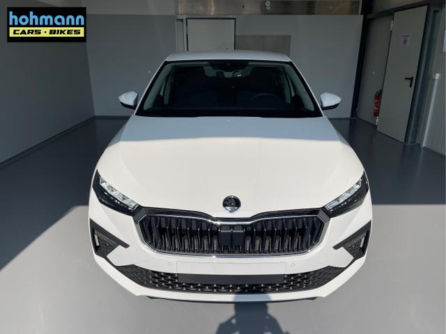 Skoda / Scala / Wei&szlig; / / / 115PS DSG GV5+AHK+Kamera+Kessy+PDC+Sitzheiz+Alu16+Climatronic