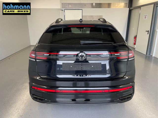 Volkswagen / Taigo / Schwarz / / / 150PS DSG Black Style+AHK