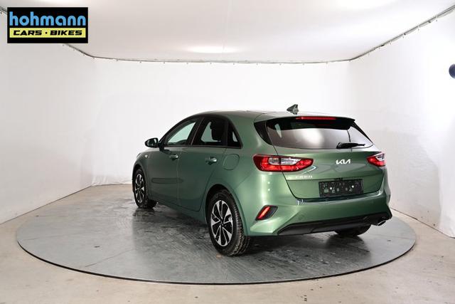 Kia Ceed Silver 1.5 T-GDI 7-Gang-DCT 