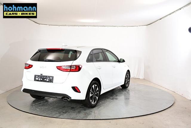 Kia Ceed Silver 1.5 T-GDI 6-Gang 