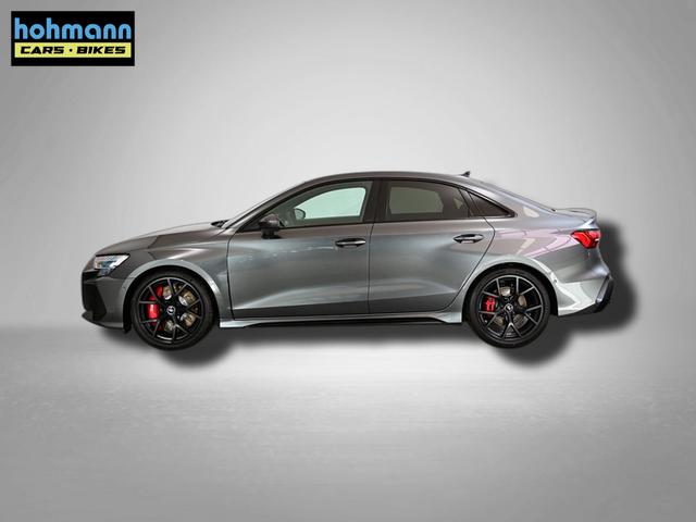 Audi RS3 2.5 TFSI 7-Gang S tronic quattro 