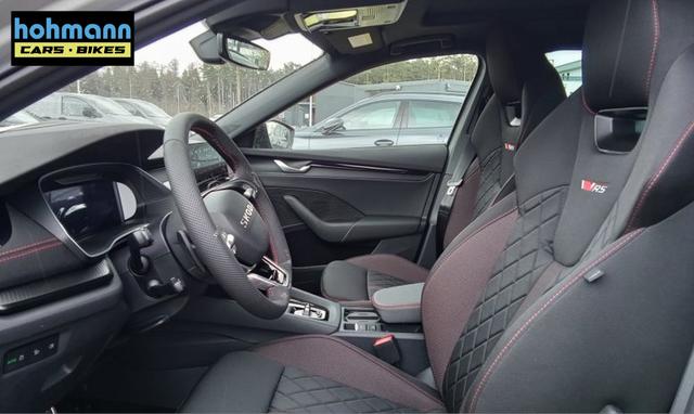 Skoda Octavia Combi RS 2.0 TSI 7-Gang-DSG 