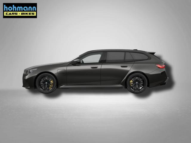 BMW M5 M 4.4 V8 Plug in Hybrid 8-Gang Steptronic 